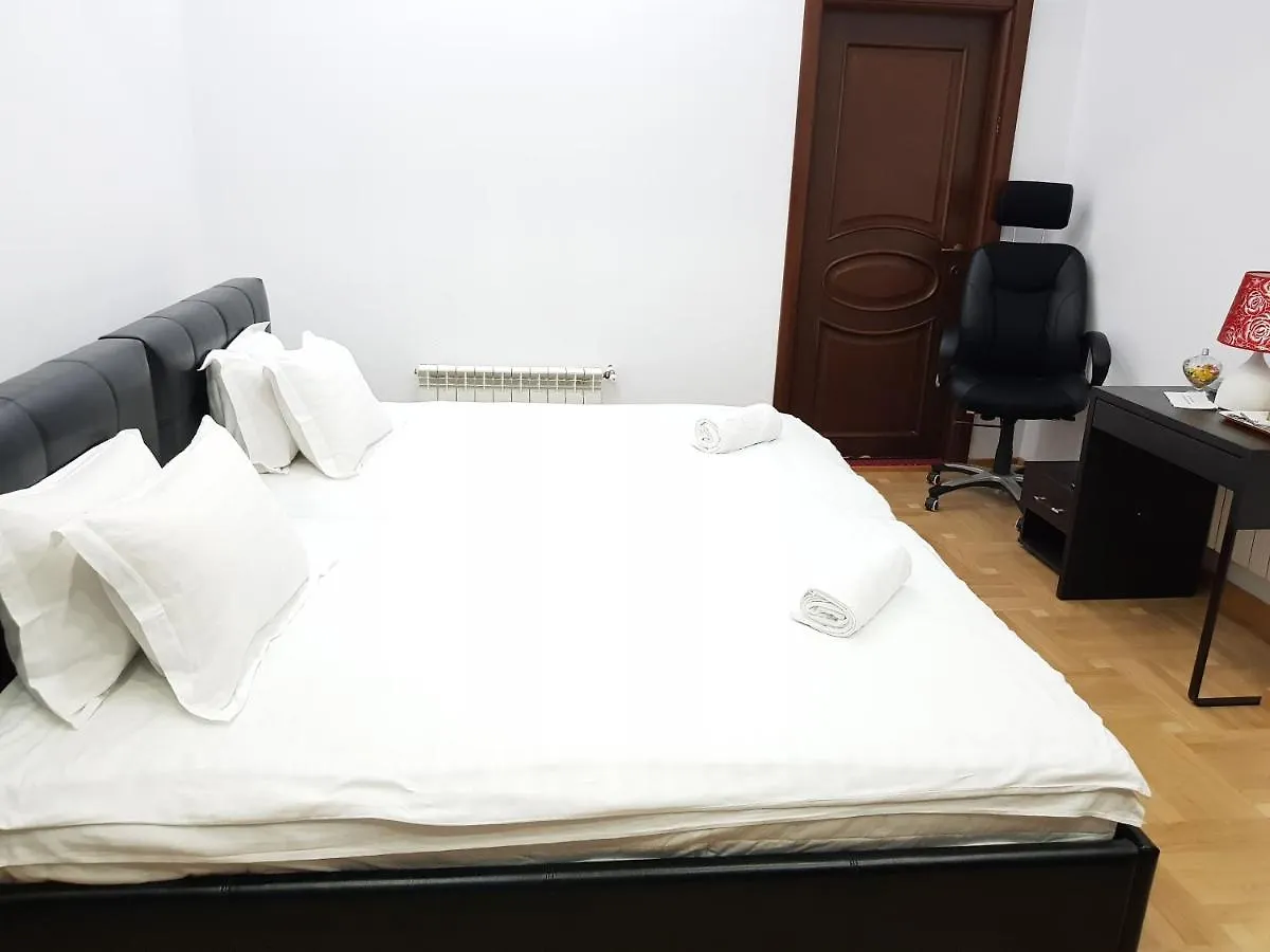 Apartament Langa Monza Apartman Bukarest 0*,  Románia