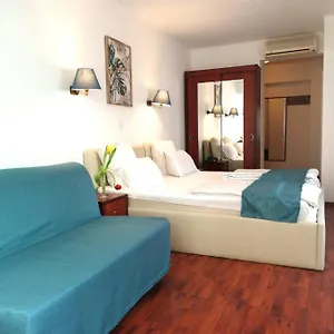 4* Szálloda Atrium Center
